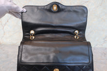 画像をギャラリービューアに読み込む, CHANEL/シャネル パリ限定マトラッセダブルフラップチェーンショルダーバッグ ラムスキン ブラック/ゴールド金具 ショルダーバッグ 700110087