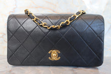 画像をギャラリービューアに読み込む, CHANEL/シャネル ミニマトラッセチェーンショルダーバッグ ラムスキン ブラック/ゴールド金具 ショルダーバッグ 700110081