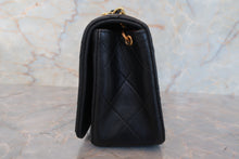 画像をギャラリービューアに読み込む, CHANEL/シャネル ミニマトラッセチェーンショルダーバッグ ラムスキン ブラック/ゴールド金具 ショルダーバッグ 700110081