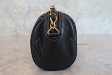 Load image into Gallery viewer, CHANEL CC mark fringe chain shoulder bag Lambskin Black/Gold hadware Shoulder bag 700090020