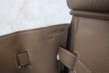 Load image into Gallery viewer, HERMES BIRKIN 30 Clemence leather Gris tourterelle Y Engraving Hand bag 700120202