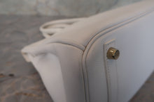 Load image into Gallery viewer, HERMES BIRKIN 30 Epsom leather White □L Engraving Hand bag 700120161