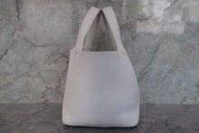 Load image into Gallery viewer, HERMES PICOTIN LOCK PM Clemence leather White D Engraving Hand bag 700100015