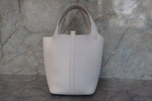 Load image into Gallery viewer, HERMES PICOTIN LOCK PM Clemence leather White D Engraving Hand bag 700100015