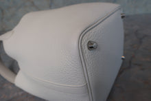 Load image into Gallery viewer, HERMES PICOTIN LOCK PM Clemence leather White D Engraving Hand bag 700100015