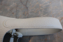 Load image into Gallery viewer, HERMES PICOTIN LOCK PM Clemence leather White D Engraving Hand bag 700100015