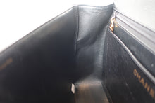 画像をギャラリービューアに読み込む, CHANEL/シャネル 中マトラッセシングルフラップチェーンショルダーバッグ キャビアスキン ブラック/ゴールド金具 ショルダーバッグ 700110066