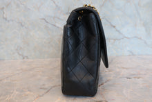 Load image into Gallery viewer, CHANEL Matelasse chain shoulder bag Lambskin Shoulder bag 800040104