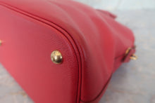 Load image into Gallery viewer, HERMES BOLIDE 35 Graine Couchevel leather Rouge vif 〇W Engraving Shoulder bag 700120189