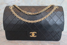 將圖片載入圖庫檢視器 CHANEL/シャネル マトラッセWフラップチェーンショルダーバッグ ラムスキン ブラック/ゴールド金具 ショルダーバッグ 700090029