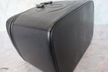 画像をギャラリービューアに読み込む, CHANEL/シャネル ココマーク2WAYバニティ キャビアスキン ブラック/ゴールド金具 バニティ 700110064