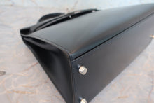 画像をギャラリービューアに読み込む, HERMES/エルメス ケリー32 ボックスカーフ ブラック □D刻印 ハンドバッグ 700070235