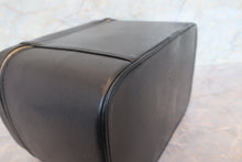 画像をギャラリービューアに読み込む, CHANEL/シャネル ココマーク2WAYバニティ キャビアスキン ブラック/ゴールド金具 バニティ 700110064