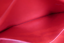 Load image into Gallery viewer, HERMES BOLIDE 35 Graine Couchevel leather Rouge vif 〇W Engraving Shoulder bag 700120189