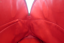 Load image into Gallery viewer, HERMES BOLIDE 35 Graine Couchevel leather Rouge vif 〇W Engraving Shoulder bag 700120189