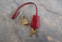 Load image into Gallery viewer, HERMES BOLIDE 35 Graine Couchevel leather Rouge vif 〇W Engraving Shoulder bag 700120189