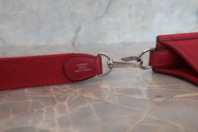 Load image into Gallery viewer, HERMES EVELYNE TPM Clemence leather Rouge garance Y Engraving Shoulder bag 700120181