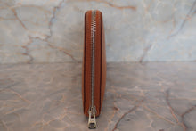 Load image into Gallery viewer, HERMES  Azapp Long Silkin Epsom leather/Silk Gold T Engraving Wallet 700060154