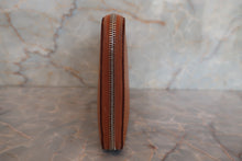 Load image into Gallery viewer, HERMES  Azapp Long Silkin Epsom leather/Silk Gold T Engraving Wallet 700060154