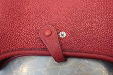 Load image into Gallery viewer, HERMES EVELYNE TPM Clemence leather Rouge garance Y Engraving Shoulder bag 700120181