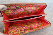 Load image into Gallery viewer, HERMES  Azapp Long Silkin Epsom leather/Silk Gold T Engraving Wallet 700060154