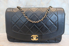 Load image into Gallery viewer, CHANEL Diana matelasse chain shoulder bag Lambskin Black/Gold hadware Shoulder bag 800040084