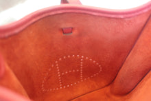 Load image into Gallery viewer, HERMES EVELYNE TPM Clemence leather Rouge garance Y Engraving Shoulder bag 700120181