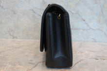 Load image into Gallery viewer, CHANEL Diana matelasse chain shoulder bag Lambskin Black/Gold hadware Shoulder bag 800040084