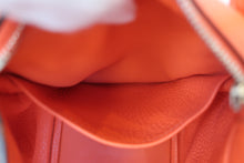 Load image into Gallery viewer, HERMES LINDY 26 Clemence leather Orange poppy C Engraving Shoulder bag 800090076