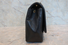 Load image into Gallery viewer, CHANEL Diana matelasse chain shoulder bag Lambskin Black/Gold hadware Shoulder bag 800040084