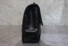 將圖片載入圖庫檢視器 CHANEL/シャネル 中マトラッセシングルフラップチェーンショルダーバッグ ラムスキン ブラック/ゴールド金具 ショルダーバッグ 800010188