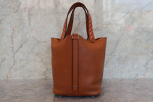 画像をギャラリービューアに読み込む, HERMES/エルメス ピコタンロックMMトレサージュ ヴォーエプソン ゴールド/ローズアザレ/オレンジ D刻印 ハンドバッグ 700110088