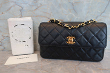 Load image into Gallery viewer, CHANEL Mini matelasse chain shoulder bag Lambskin Black/Gold hadware Shoulder bag 700080224