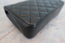 Load image into Gallery viewer, CHANEL Mini matelasse chain shoulder bag Lambskin Black/Gold hadware Shoulder bag 700070275