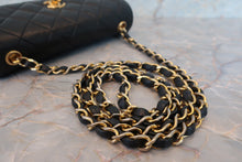 Load image into Gallery viewer, CHANEL Mini matelasse chain shoulder bag Lambskin Black/Gold hadware Shoulder bag 700070275
