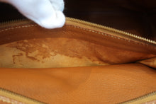 Load image into Gallery viewer, HERMES BIRKIN 35 Graine Couchevel leather Gold □A Engraving Hand bag 700050216