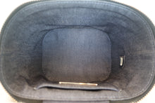 Load image into Gallery viewer, CHANEL CC mark vanity Lambskin Black/Gold hadware Vanity 700120164