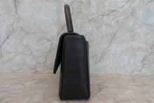 Load image into Gallery viewer, CHANEL Mademoiselle Hand bag Caviar skin Black/Gold hadware Hand bag 700030005