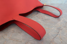 Load image into Gallery viewer, HERMES PICOTIN LOCK MM Clemence leather Rose texas Z Engraving Hand bag 700060243