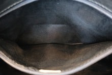 Load image into Gallery viewer, CHANEL Matelasse fringe chain shoulder bag Lambskin Black/Gold hadware Shoulder bag 700080217