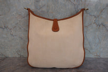Load image into Gallery viewer, HERMES EVELYNE1 GM Toile H/Leather Beige/Natural □A Engraving Shoulder bag 800090006
