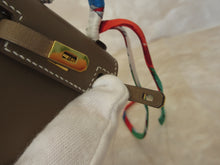 将图片加载到图库查看器,HERMES MINI MINI Bag charm KERRY Twilly  Box carf leather Y刻印  Etoupe gray  Bag charm  20100029