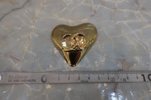Load image into Gallery viewer, CHANEL CC mark Heart broochGold plate Gold Brooch 400050045