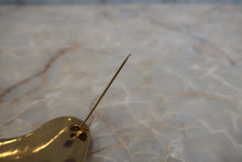 Load image into Gallery viewer, CHANEL CC mark Heart broochGold plate Gold Brooch 400050045