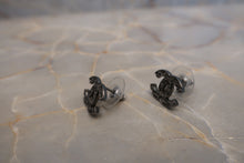 將圖片載入圖庫檢視器 CHANEL/シャネル ココマークピアス 銀メッキ シルバー ピアス 500010022