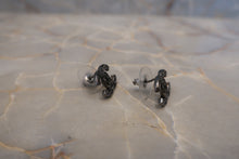 將圖片載入圖庫檢視器 CHANEL/シャネル ココマークピアス 銀メッキ シルバー ピアス 500010022