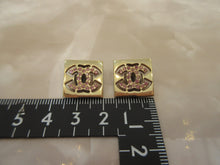 將圖片載入圖庫檢視器 CHANEL/シャネル ココマークラインストーンイヤリング  金メッキ  ゴールド  イヤリング   300010170