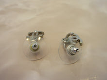 將圖片載入圖庫檢視器 CHANEL/シャネル ココマークピアス  銀メッキ  シルバー  ピアス  300010012