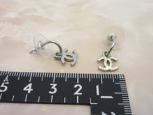 將圖片載入圖庫檢視器 CHANEL/シャネル ココマークピアス  銀メッキ  シルバー  ピアス  300010012