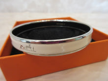 将图片加载到图库查看器,HERMES/爱马仕 Emaille bangle  镀银  White/Silver(白色/银色)  D刻印  手链  300010066